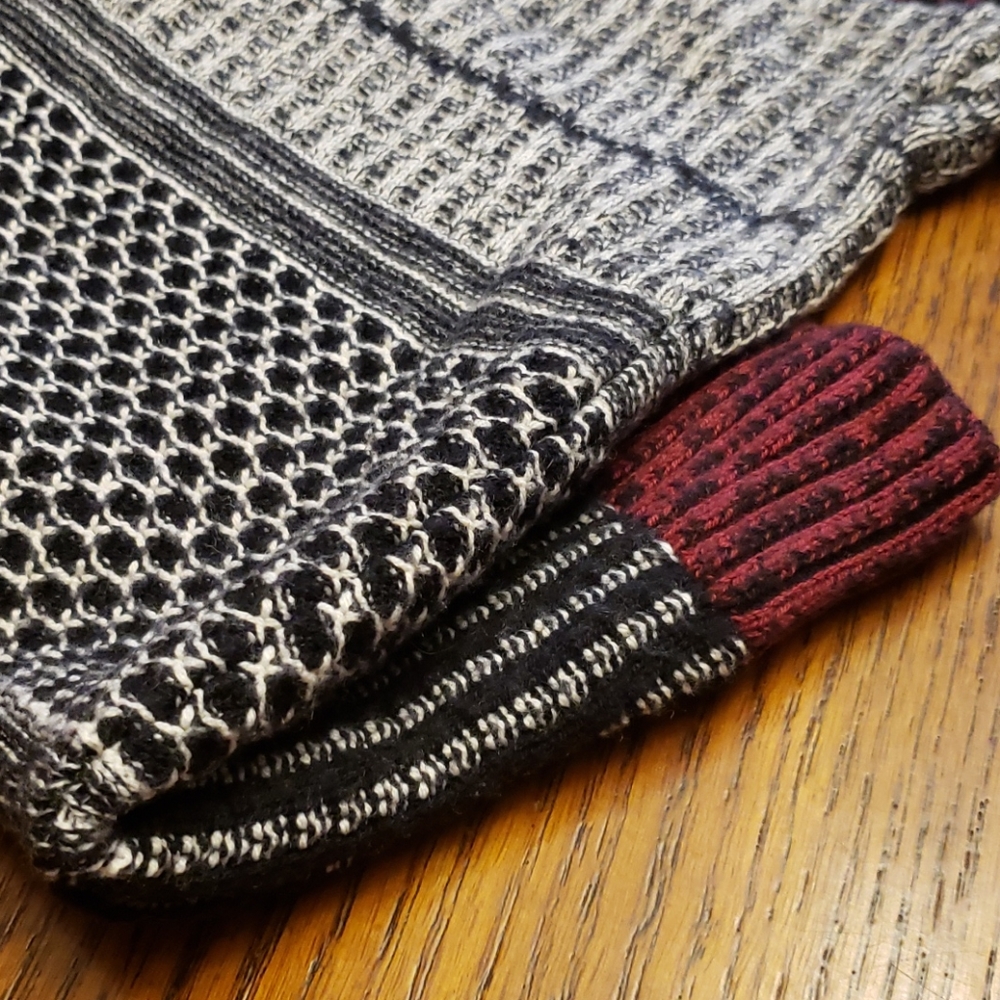 Etcetera Sweater - Picture 3 of 4